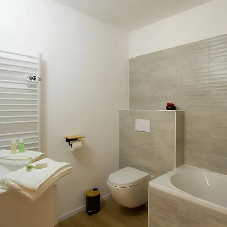 Aparthotel Provencal By Leavetown Vacations *